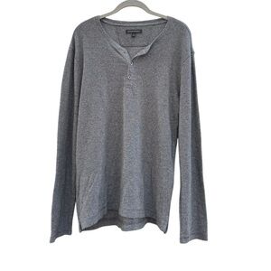 Banana Republic Men's Cotton Front Slit Long Sleeve Henley Shirt in Grey Medium